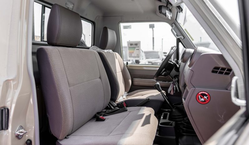 
2025 Toyota Land Cruiser LC 79 2.8L MT Diesel (Beige-Brown) full									
