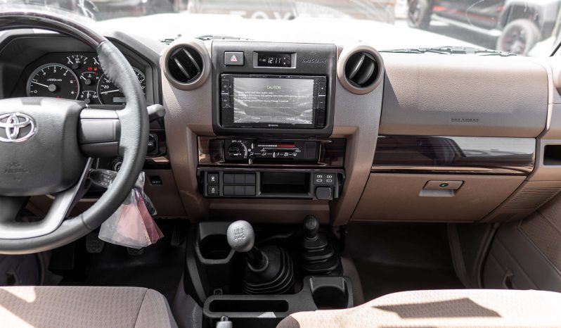 
2025 Toyota Land Cruiser LC 79 2.8L MT Diesel (Beige-Brown) full									