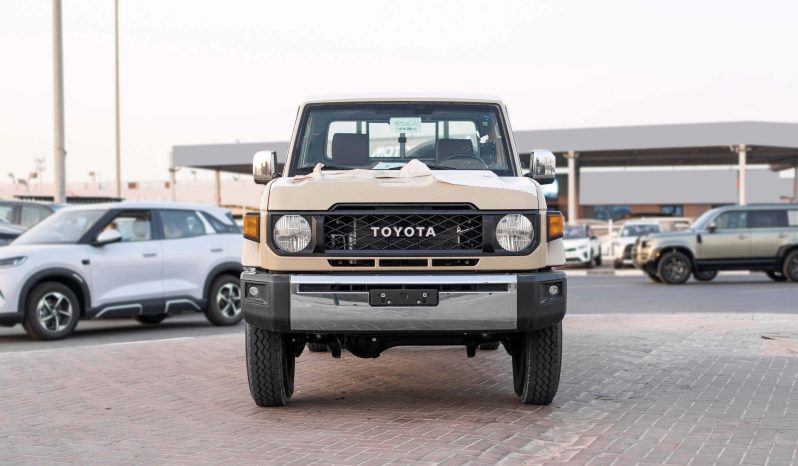 
2025 Toyota Land Cruiser LC 79 2.8L MT Diesel (Beige-Brown) full									
