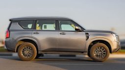 
2026 Nissan Patrol SE T2 3.8L AT Petrol (Gray-Beige) full									