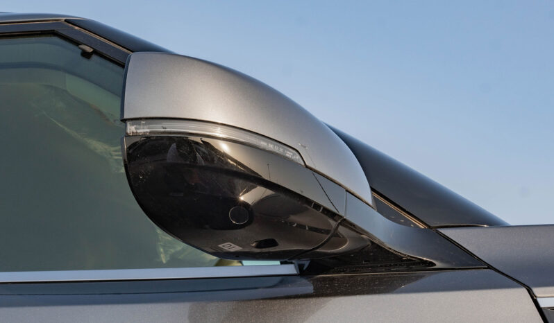 
2026 Nissan Patrol SE T2 3.8L AT Petrol (Gray) full									